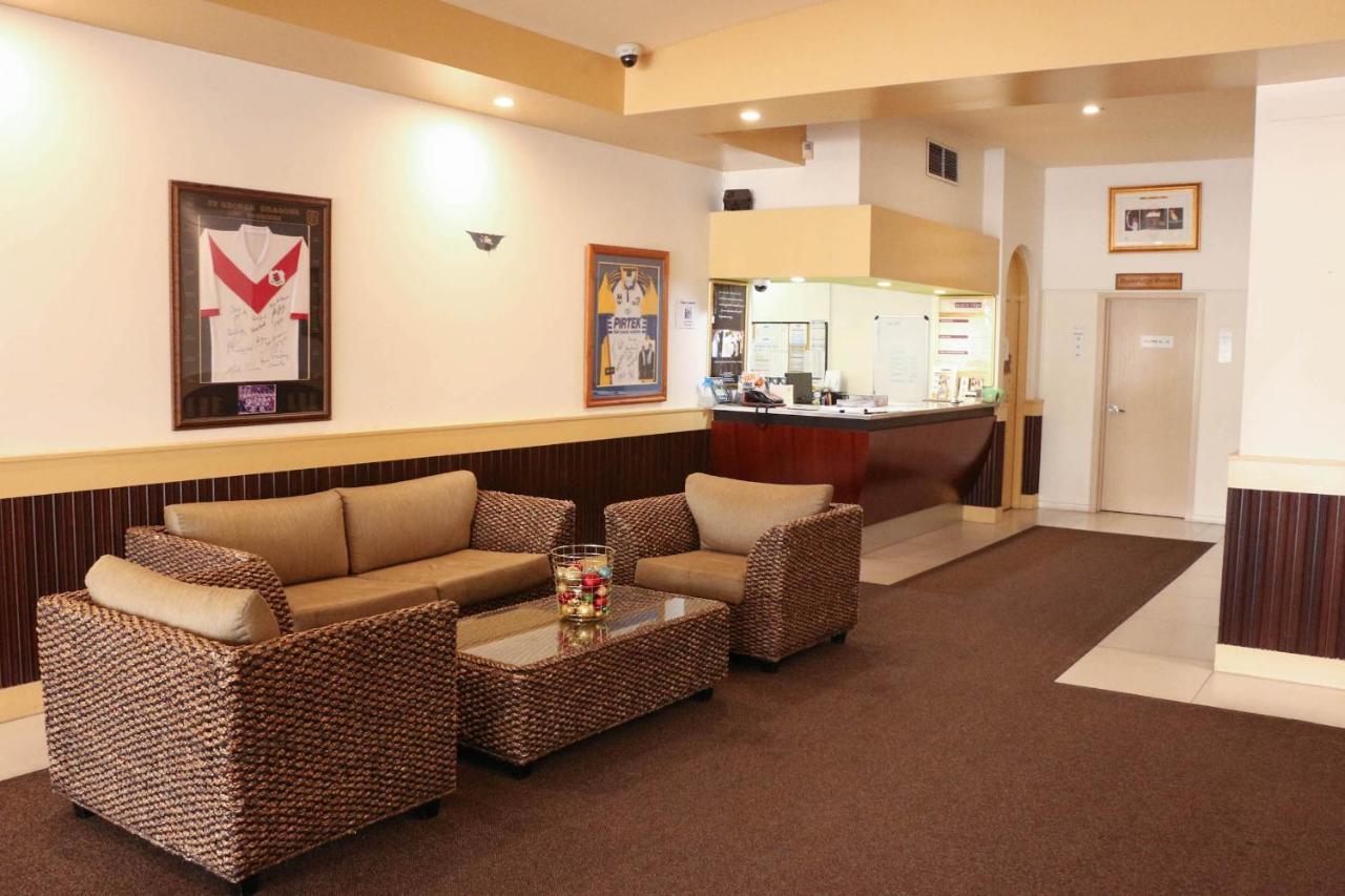 Acacia Ridge Hotel & Motel ブリスベン エクステリア 写真